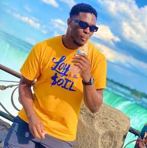 Meet your Posher, Abiodun